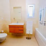 Marta - Balcony, Patio, Pool Διαμέρισμα Ferrel (Leiria)