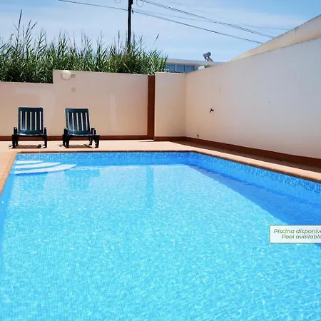 Marta - Balcony, Patio, Pool * Ferrel (Leiria)