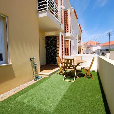 Marta - Balcony, Patio, Pool Apartament